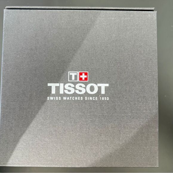 NIB Green Seaster Tissot Watch - Picture 10 of 13